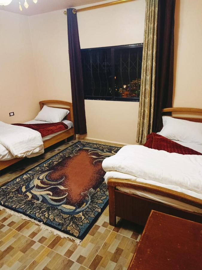 Jordanian Baity Apartment Wadi Musa Exteriör bild