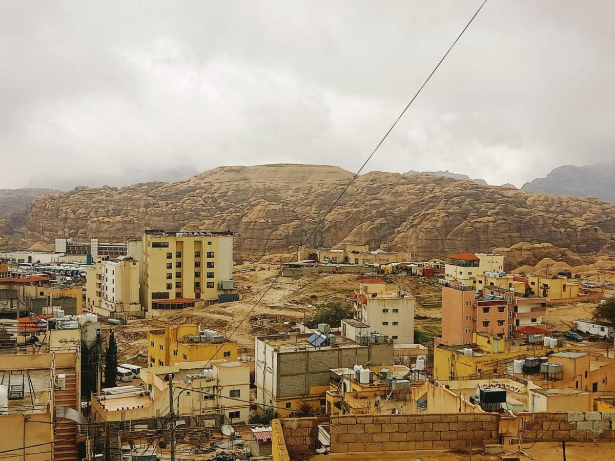 Jordanian Baity Apartment Wadi Musa Exteriör bild